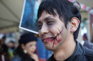 hfpu-y-zombie1031-0233